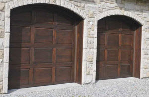 Porte de garage en bois de chêne Porte de garage en bois de chêne