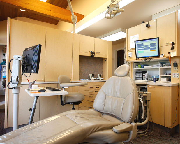 Chaise du patient dentiste familial St-Eustache Chaise du patient dentiste familial St-Eustache