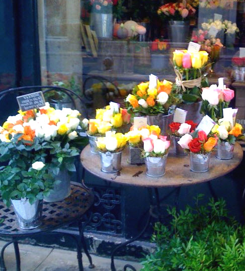 Pr�sentoir du fleuriste sur la rue St-Denis